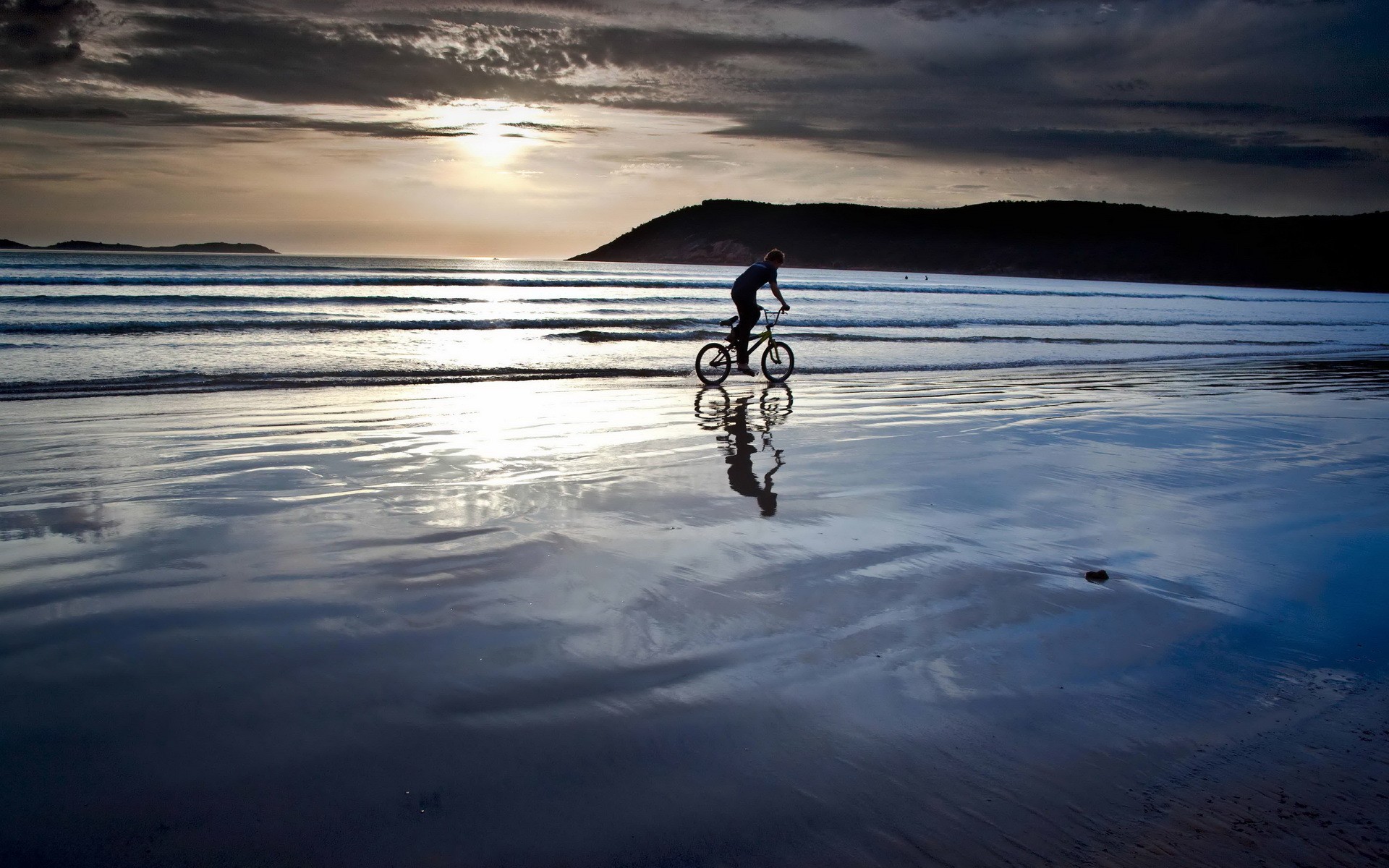 water, landscapes, bicycles, beaches - desktop wallpaper