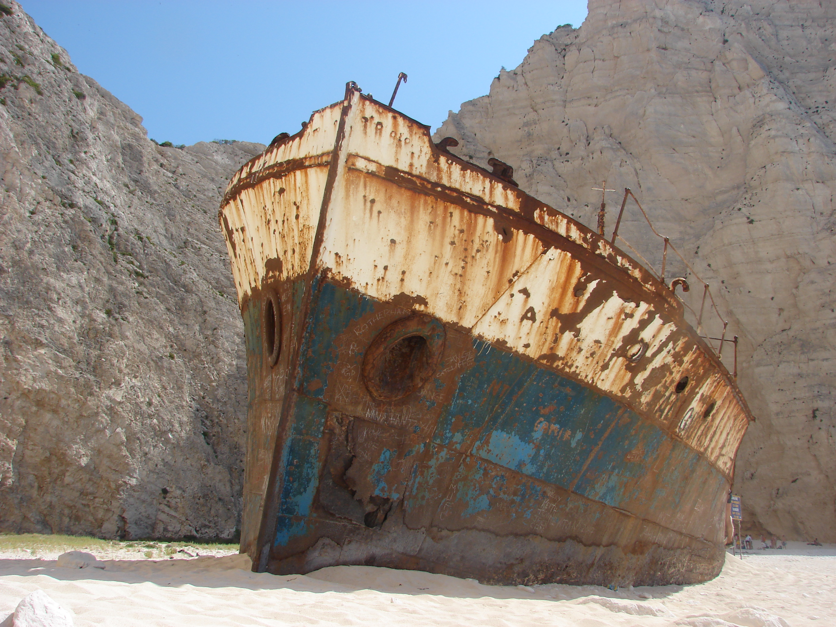 ruins, shipwrecks - desktop wallpaper