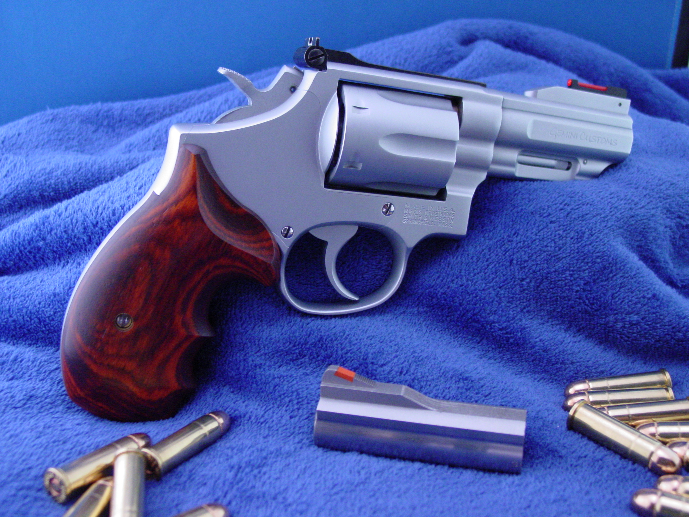guns, revolvers, weapons - desktop wallpaper