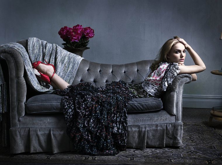 women, couch, actress, Natalie Portman - desktop wallpaper
