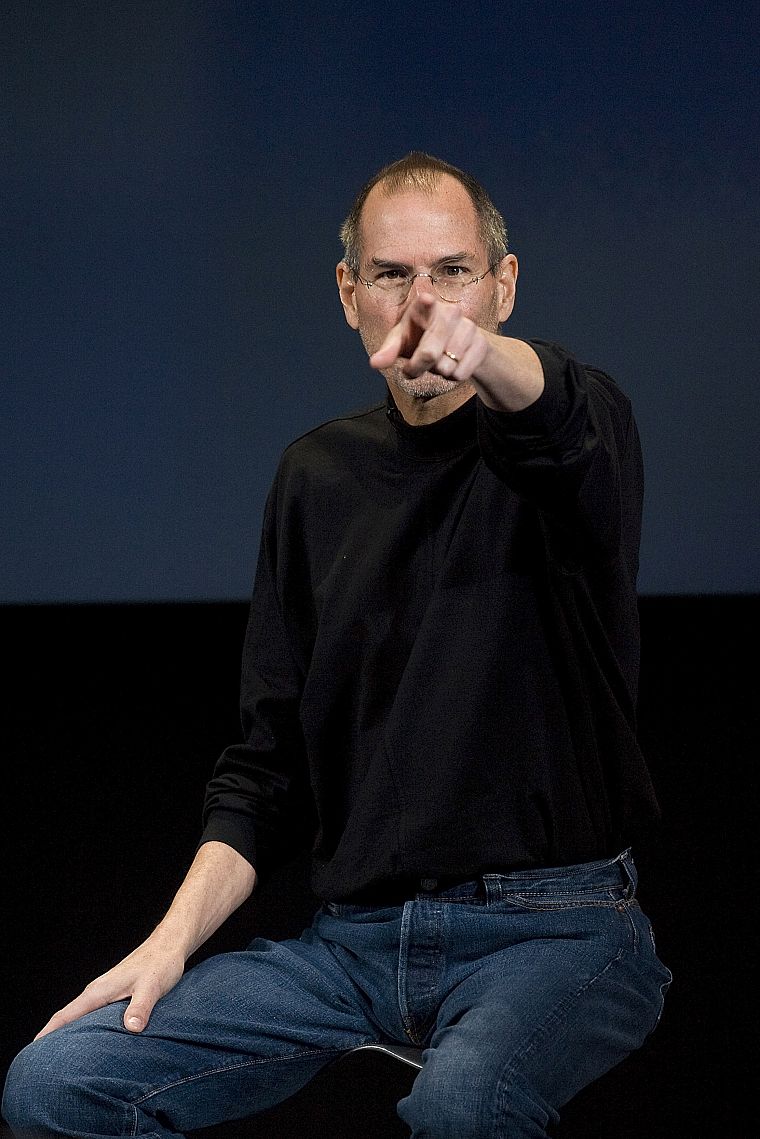 Steve Jobs, pointing - desktop wallpaper