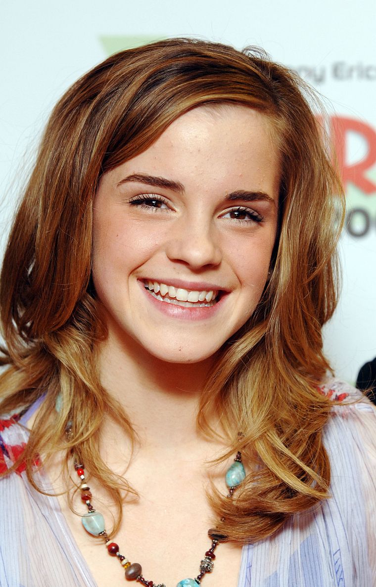 women, Emma Watson, smiling - desktop wallpaper