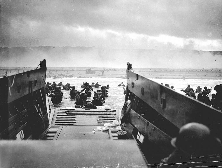 soldiers, American, Normandy, France, grayscale, World War II, D-Day, historic, disembarking, 1944, sea - desktop wallpaper