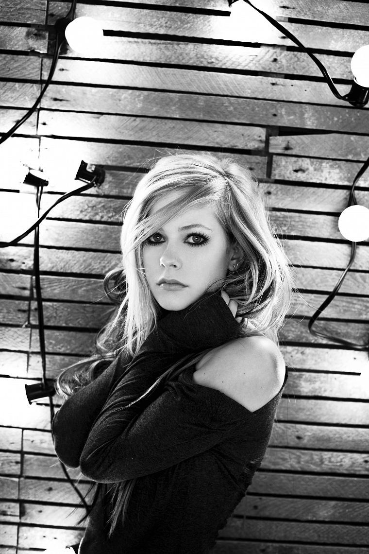 Avril Lavigne, monochrome, greyscale - desktop wallpaper