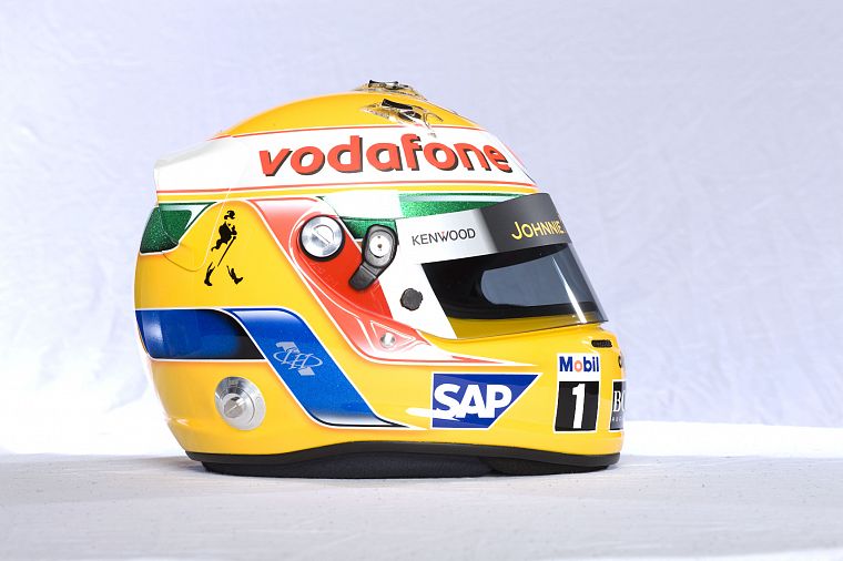 Formula One, helmets - desktop wallpaper