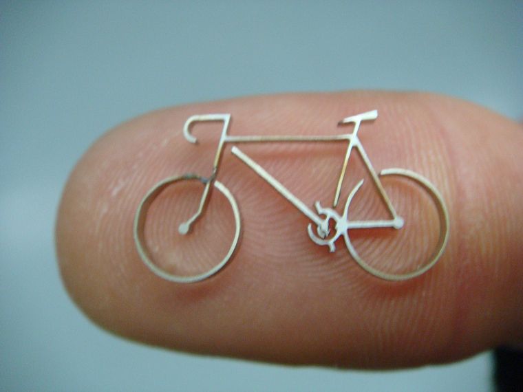 bicycles, fingers - desktop wallpaper