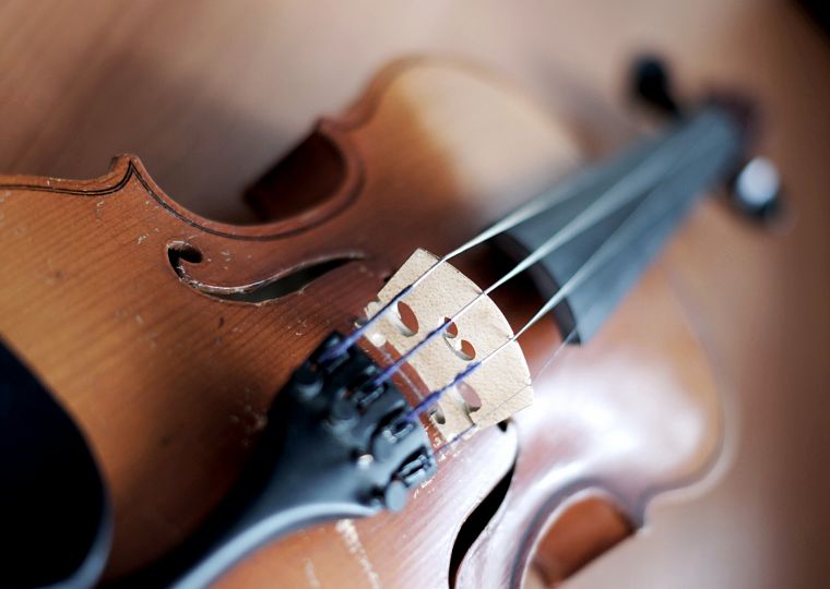 music, violins - desktop wallpaper