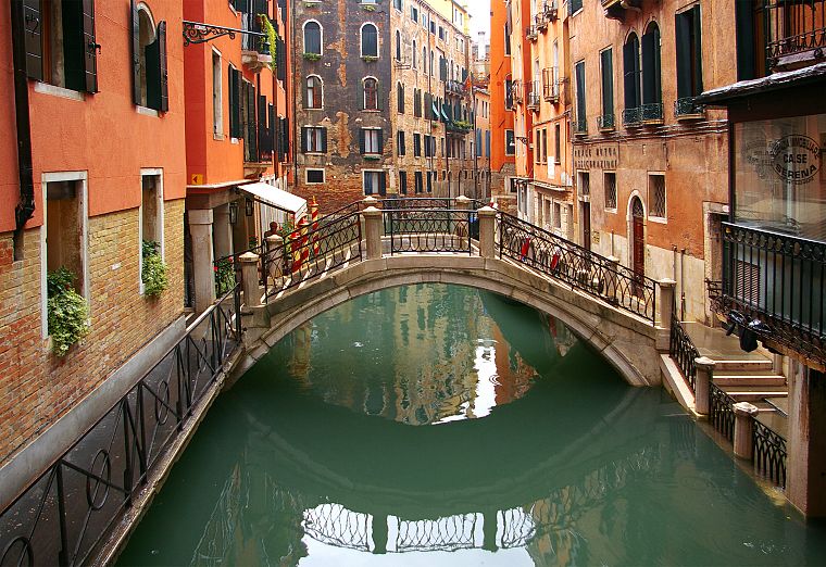 bridges, Venice, Italy - desktop wallpaper