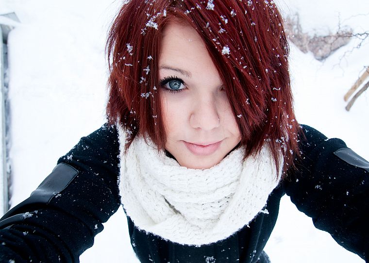 women, snow, eyes, redheads, snowflakes, hair in face, portraits - desktop wallpaper