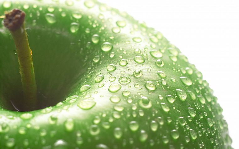 water drops, green apples - desktop wallpaper