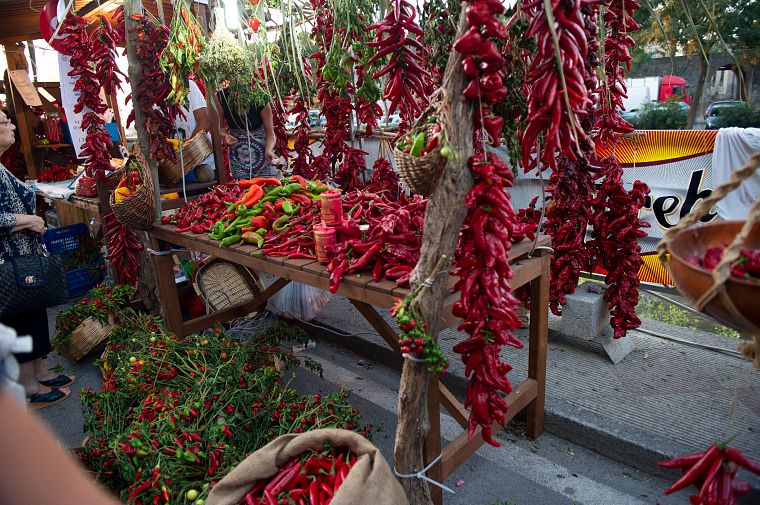 Italy, chili peppers - desktop wallpaper
