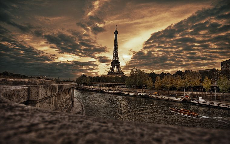 Eiffel Tower, Paris, sunset - desktop wallpaper