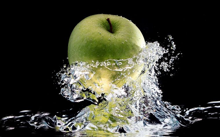 water, macro, apples - desktop wallpaper