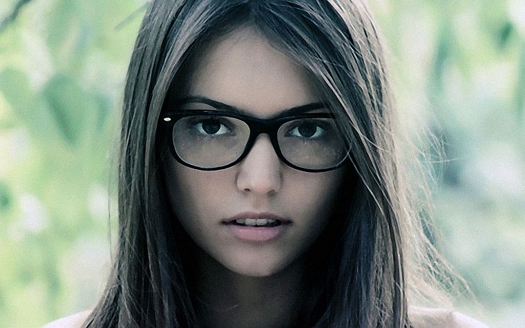 women, close-up, glasses, girls with glasses, Dora Lovey - desktop wallpaper