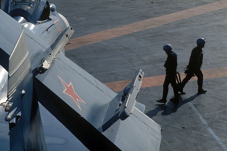 military, Pilot, vehicles, Sukhoi, aircraft carriers, Russian Navy, Admiral Kuznetsov, Su-33 Flanker-D - desktop wallpaper
