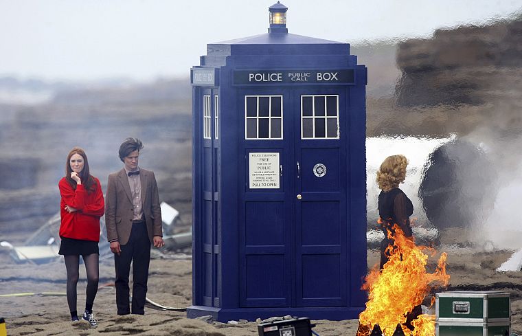 TARDIS, Matt Smith, Karen Gillan, Amy Pond, Eleventh Doctor, Doctor Who - desktop wallpaper