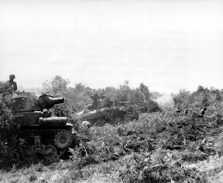 military, tanks, howitzer, M4 Sherman, M8 Scott - desktop wallpaper