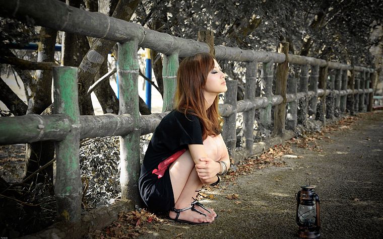 brunettes, women, feet, Asians, Mikako Zhang Kaijie - desktop wallpaper