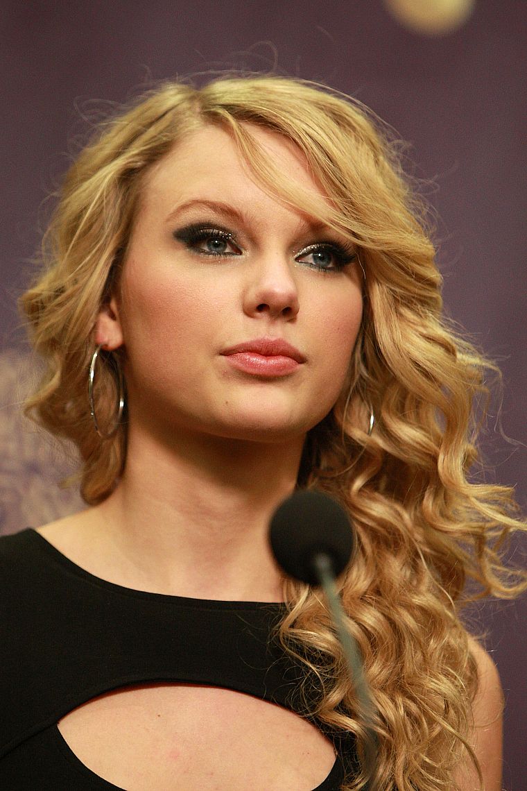blondes, women, Taylor Swift, models, celebrity, singers, earrings - desktop wallpaper
