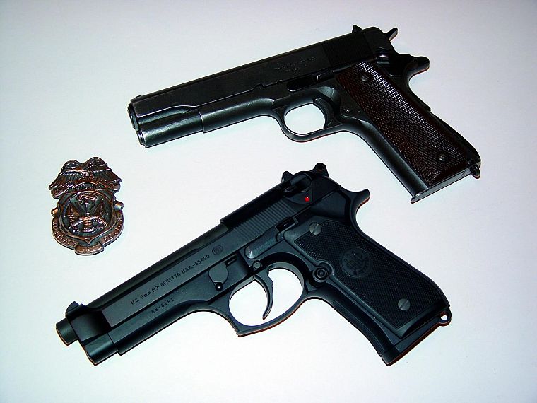 pistols, badges - desktop wallpaper