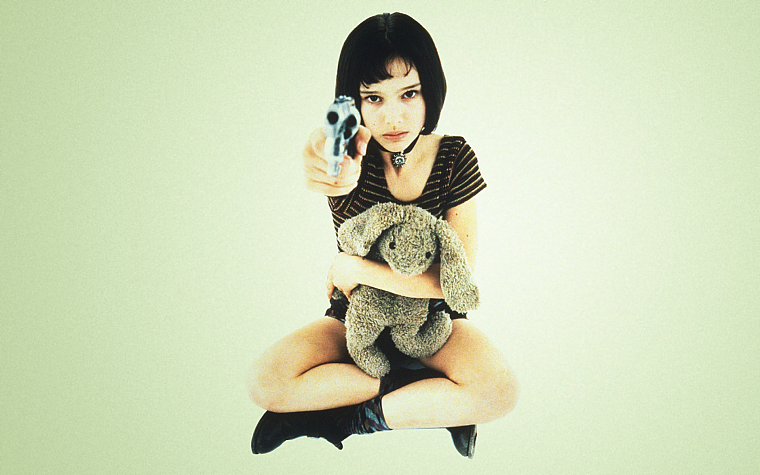 guns, Natalie Portman, Leon The Professional, Magnum, girls with guns, stuffed animals - desktop wallpaper