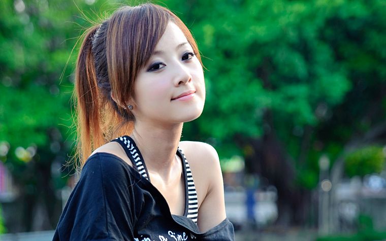 brunettes, women, trees, tank tops, Asians, Taiwan, earrings, Mikako Zhang Kaijie - desktop wallpaper
