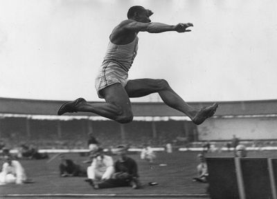 grayscale, Jesse Owens, monochrome - random desktop wallpaper