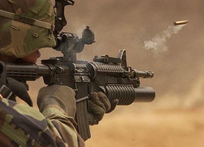 soldiers, weapons - desktop wallpaper