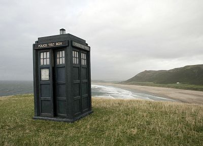 TARDIS, Doctor Who - duplicate desktop wallpaper