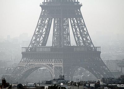 Eiffel Tower, Paris, France - desktop wallpaper