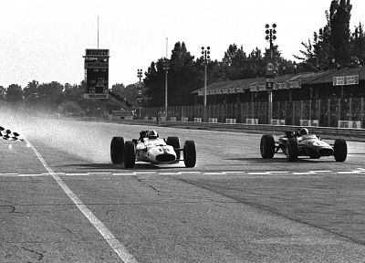 Monza, Jack Brabham, John Surtees - desktop wallpaper