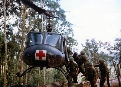 soldiers, aircraft, army, military, helicopters, Viet Nam, vehicles, hover, UH-1 Iroquois - related desktop wallpaper