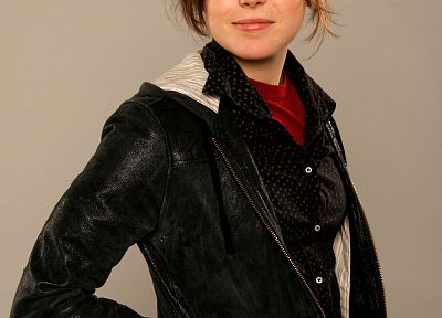 Ellen Page - random desktop wallpaper