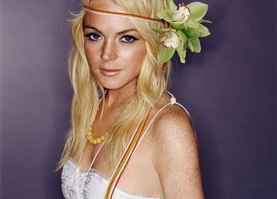 Lindsay Lohan - duplicate desktop wallpaper