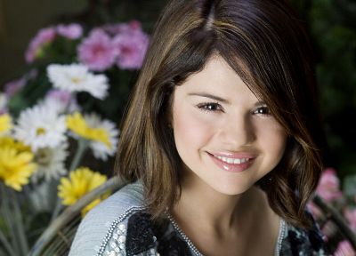 Selena Gomez, flowers, celebrity, singers - desktop wallpaper