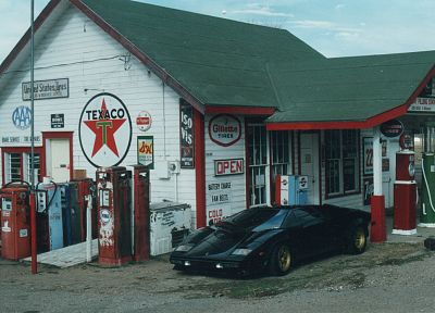 Lamborghini, gas station, Lamborghini Countach, Texaco - desktop wallpaper