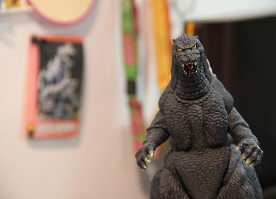 toys (children), Godzilla - random desktop wallpaper