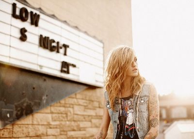 blondes, tattoos, women, jeans, piercings, Lauren, Taylor McCutchan - desktop wallpaper