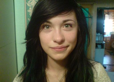 brunettes, women, teen, lips, green eyes - desktop wallpaper