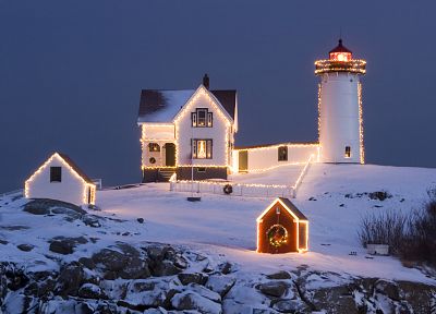 winter, snow, houses, Christmas, lighthouses, wreath, Christmas lights - random desktop wallpaper