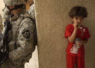 soldiers, bubbles, children - desktop wallpaper
