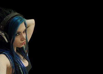 headphones, blue hair, duck face - random desktop wallpaper