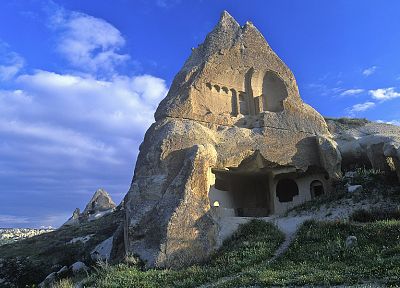 Turkey, Cappadocia, stone houses - desktop wallpaper