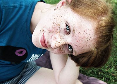women, redheads, freckles, faces - duplicate desktop wallpaper