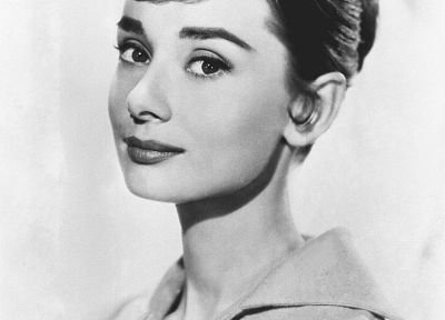 Audrey Hepburn - desktop wallpaper
