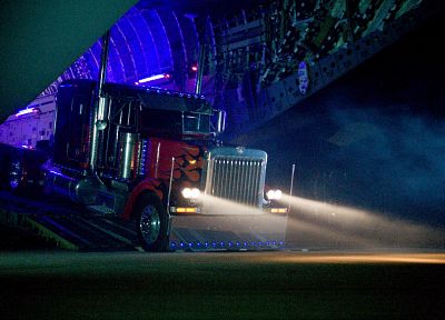 Transformers, trucks - duplicate desktop wallpaper