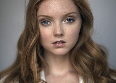 Lily Cole - related desktop wallpaper