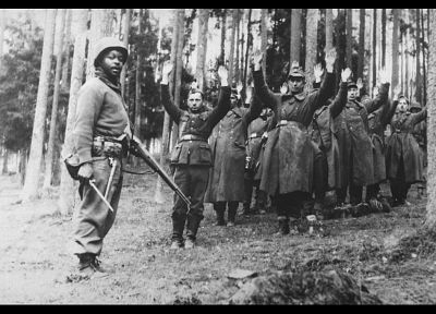 soldiers, forests, Nazi, grayscale, US Army, World War II, historic, German, prisoners of war, arms raised, 1945 - desktop wallpaper