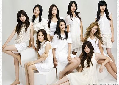brunettes, legs, women, Girls Generation SNSD, celebrity, barefoot - desktop wallpaper