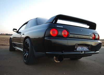 black, Nissan, Nissan Skyline R32, Nissan Skyline R32 GT-R, rear angle view - related desktop wallpaper